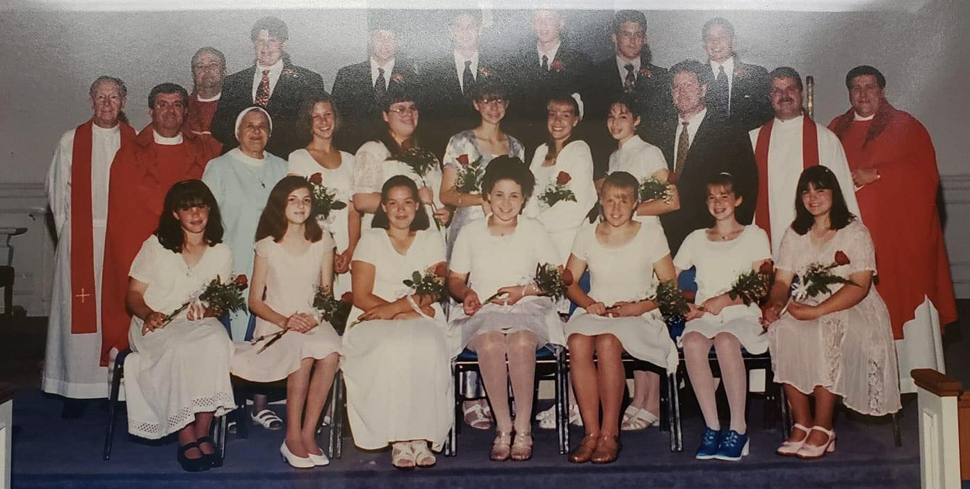 Sister Mary Angelus with the St. Peter School Class of 1996.